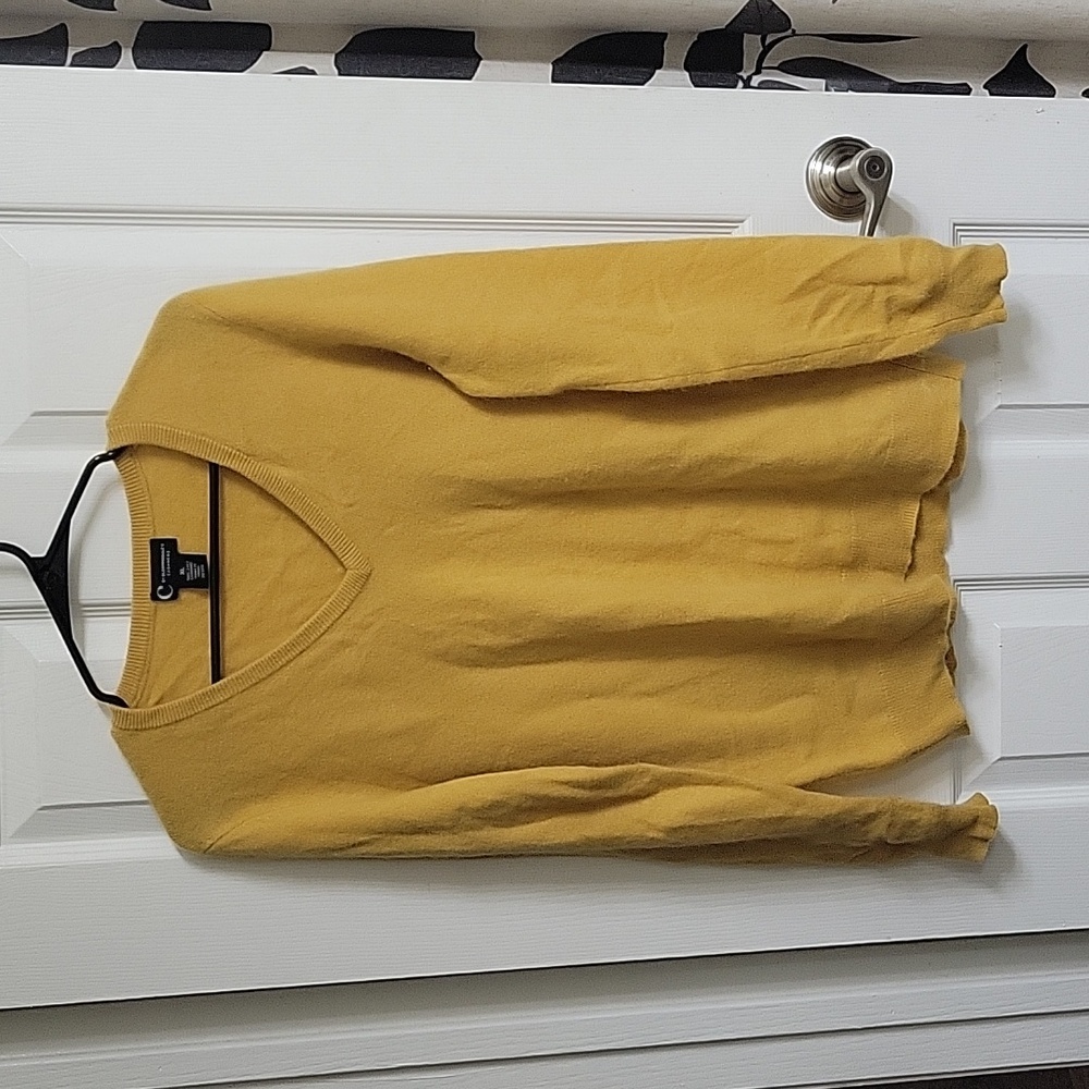 C by Bloomingdale's 100% Cashmere Sunflower Gold Sweater